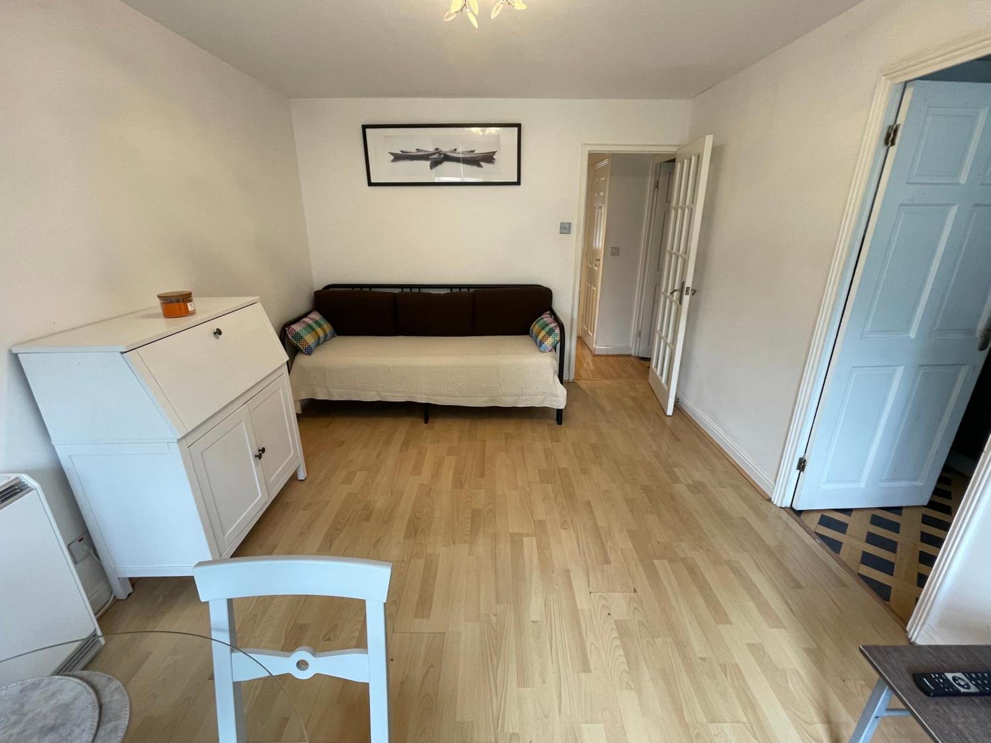 Surrey Docks Se16 Near Canada Water N Easy Access Canary Wharf London Exterior photo